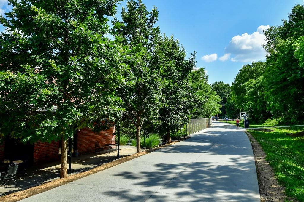 210 Sampson Street NE Unit 5