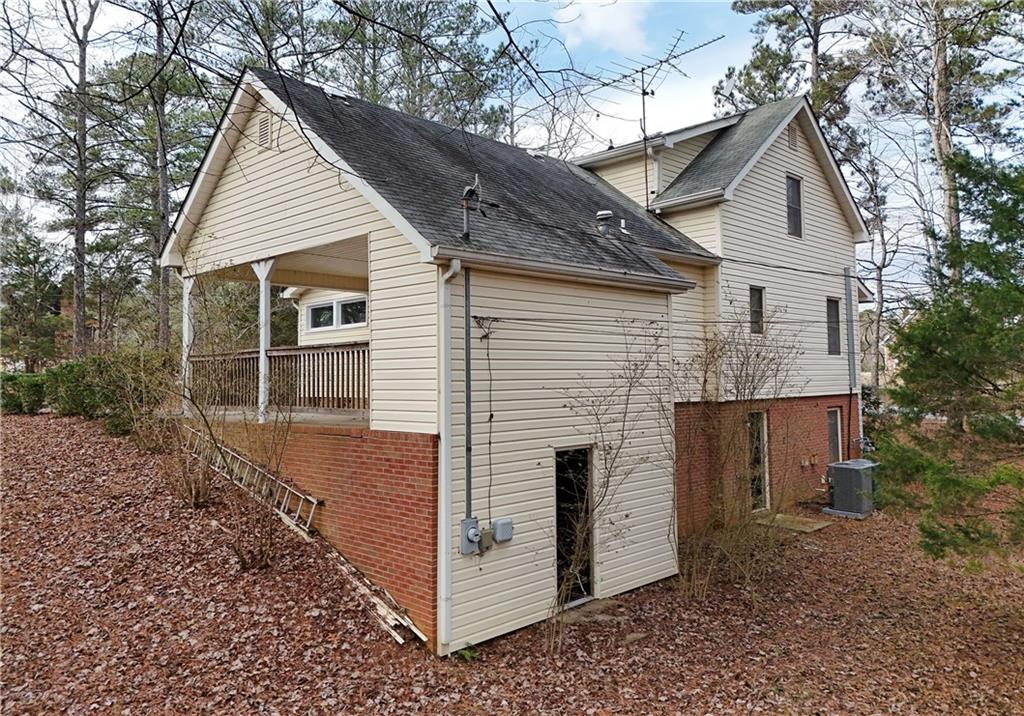 121 Chipley Creek Drive