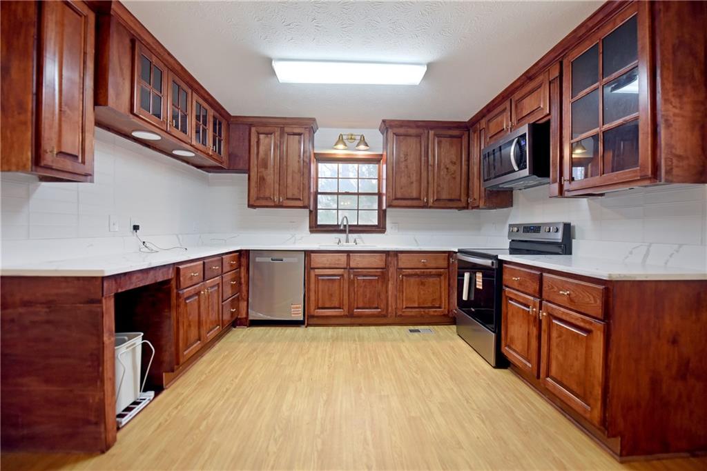 121 Chipley Creek Drive