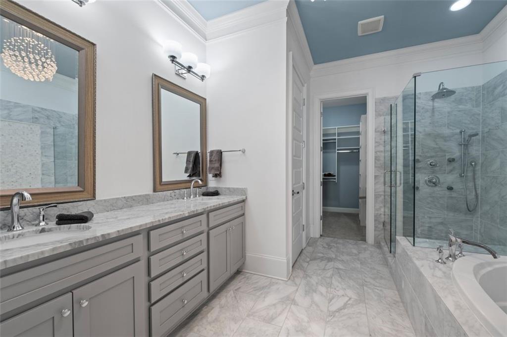 353 Brownstones Circle NE