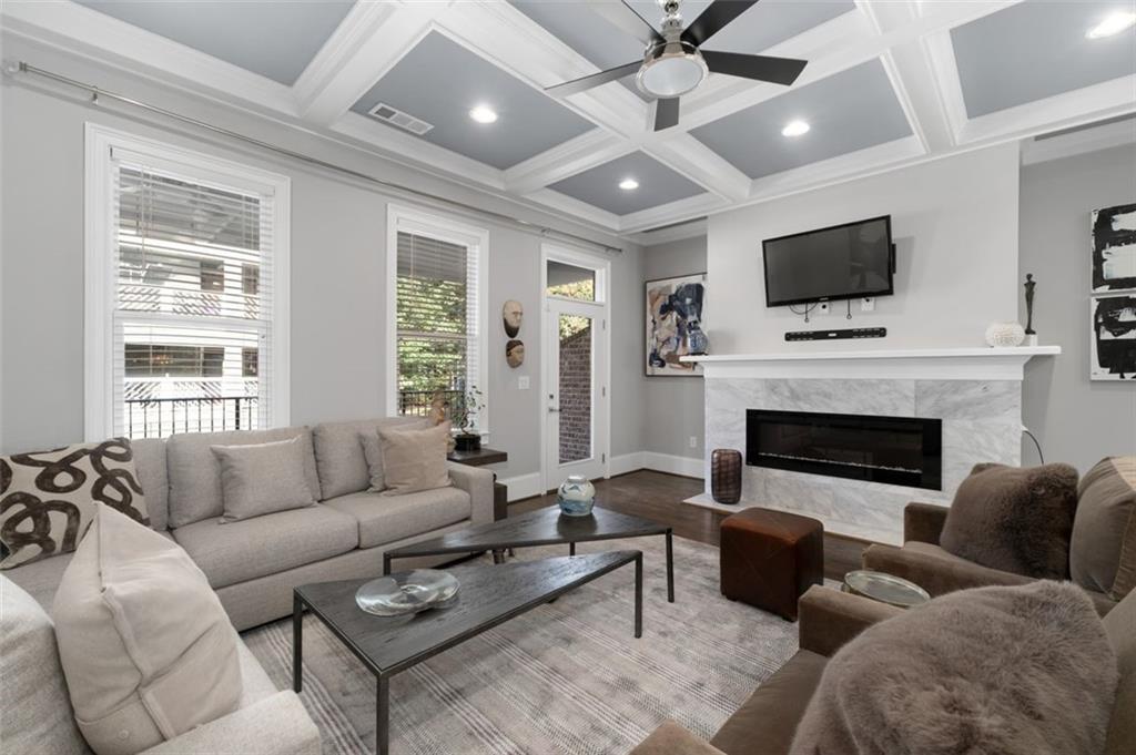 353 Brownstones Circle NE