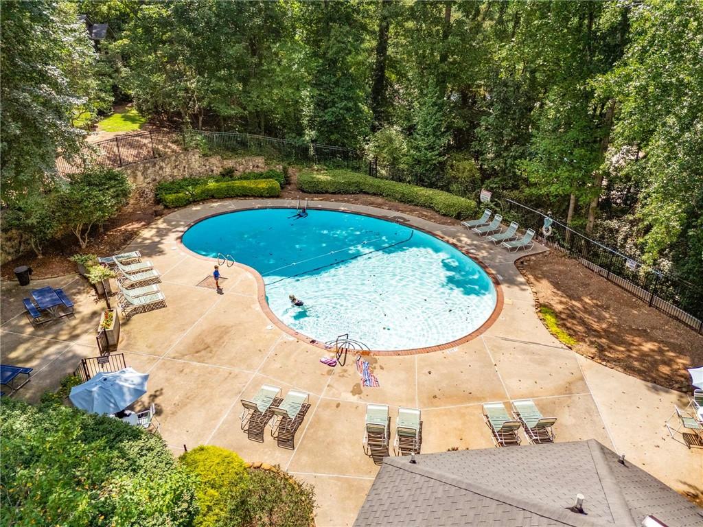 307 COUNTRY PARK Drive SE