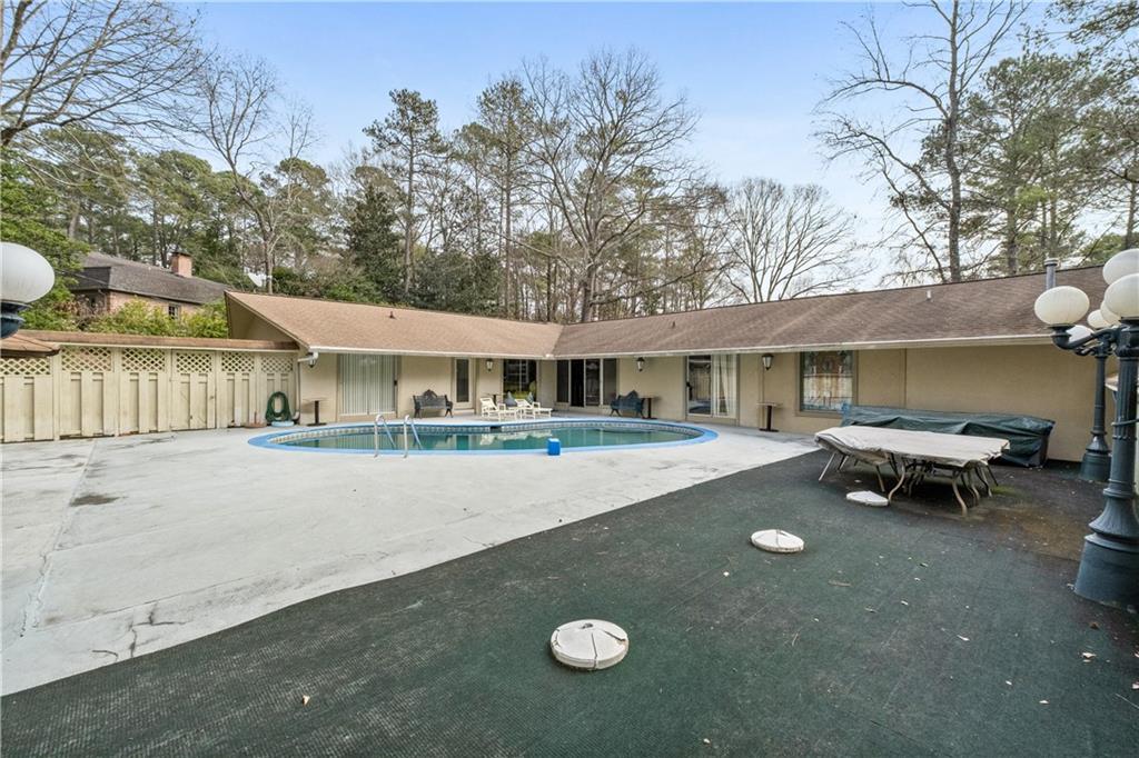 6095 Weatherly Drive