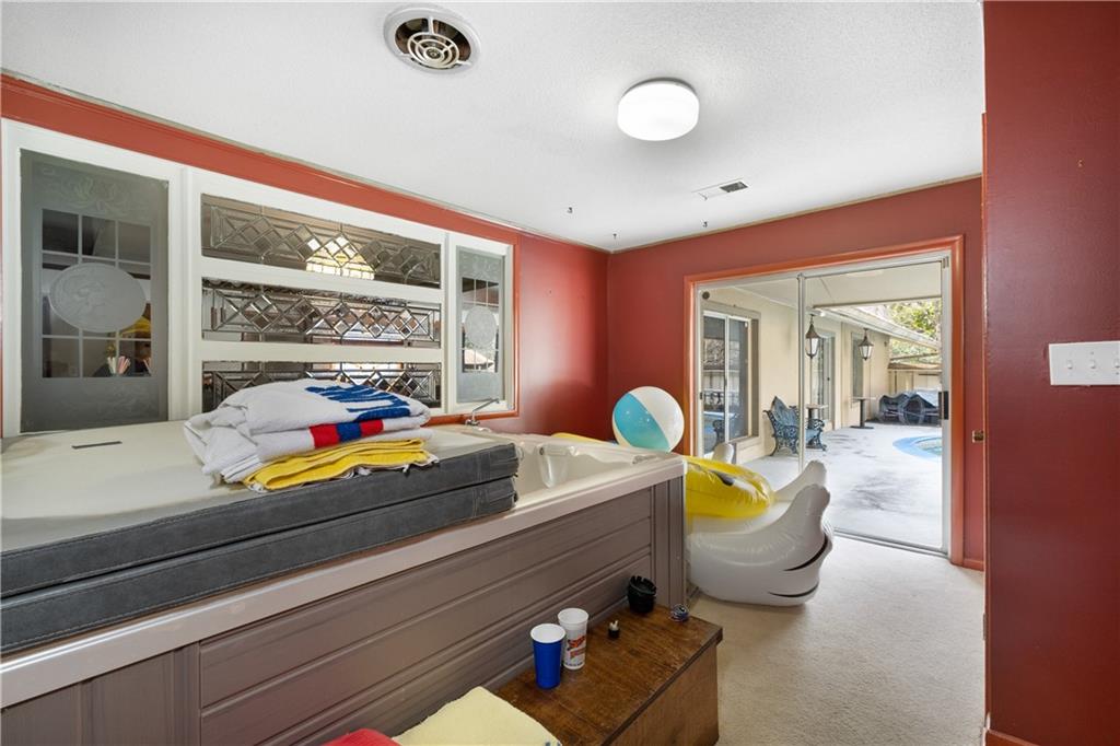 6095 Weatherly Drive