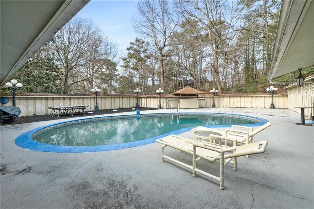 6095 Weatherly Drive