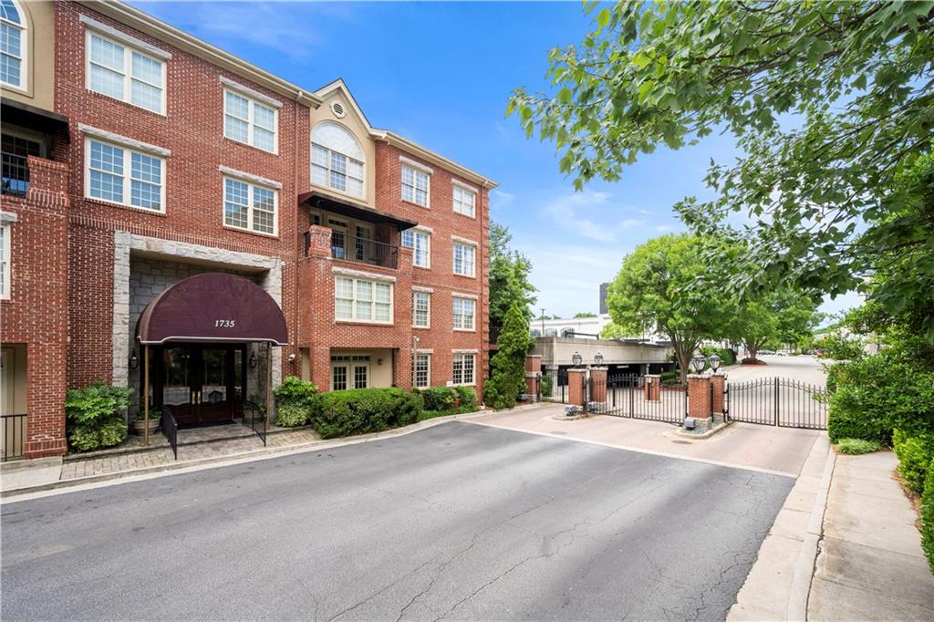 1735 PEACHTREE Street NE Unit 316