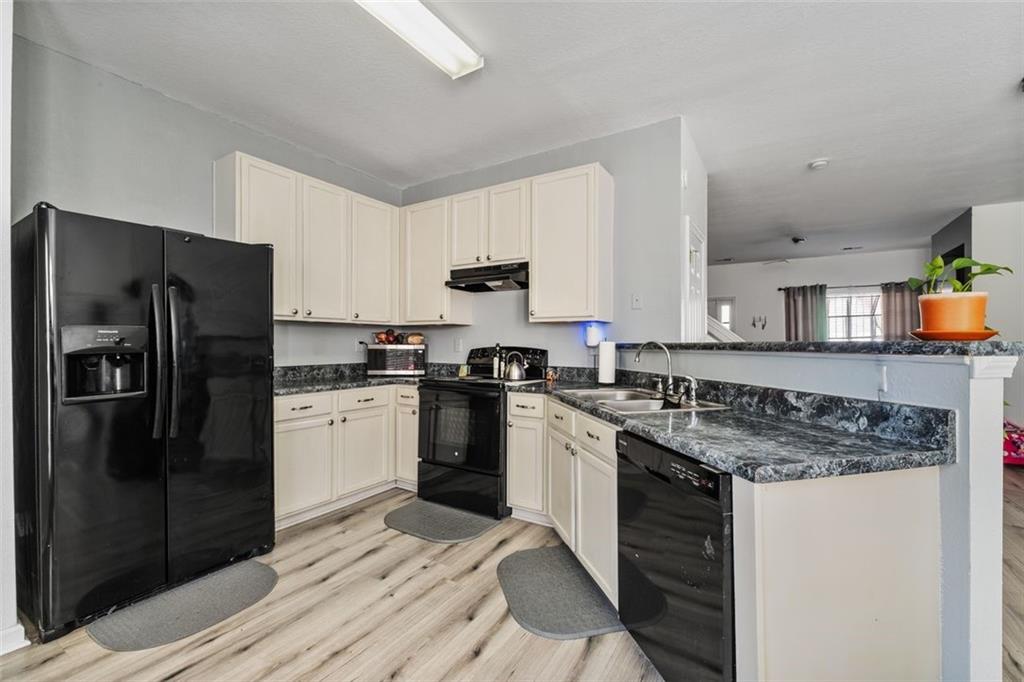 2744 Snapfinger Manor