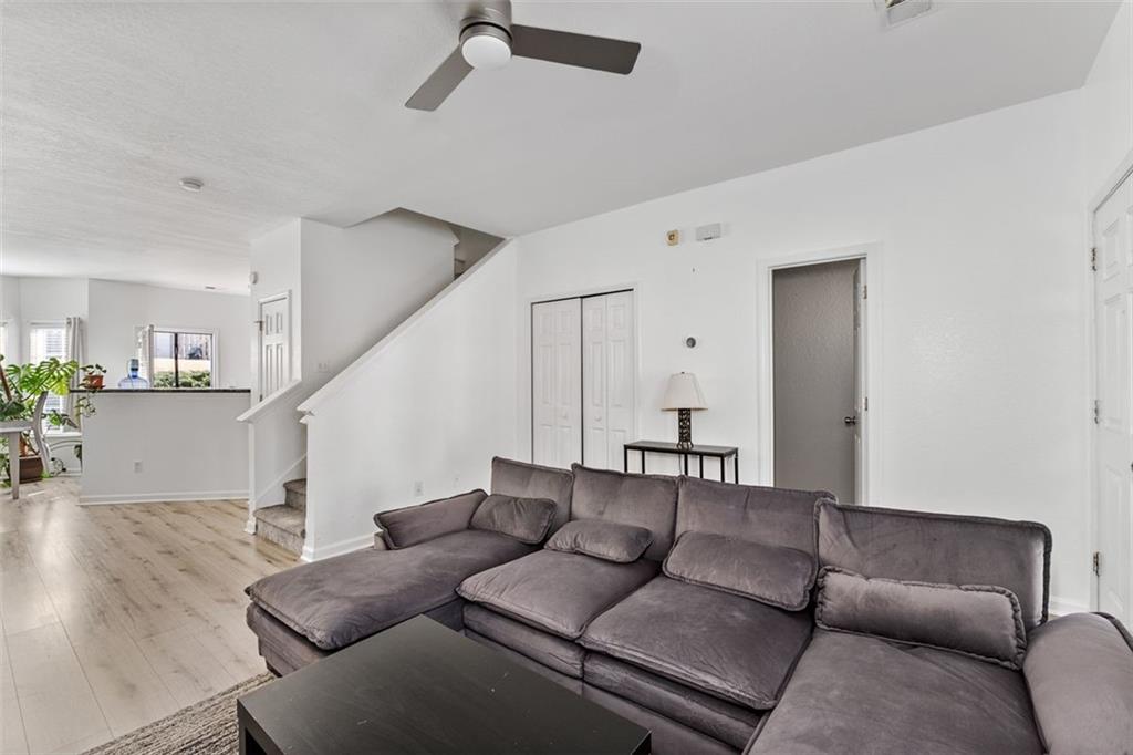 2744 Snapfinger Manor