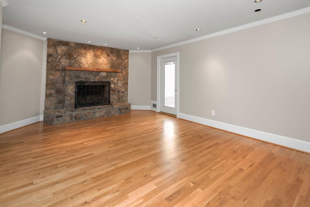 105 Oak Ridge Drive