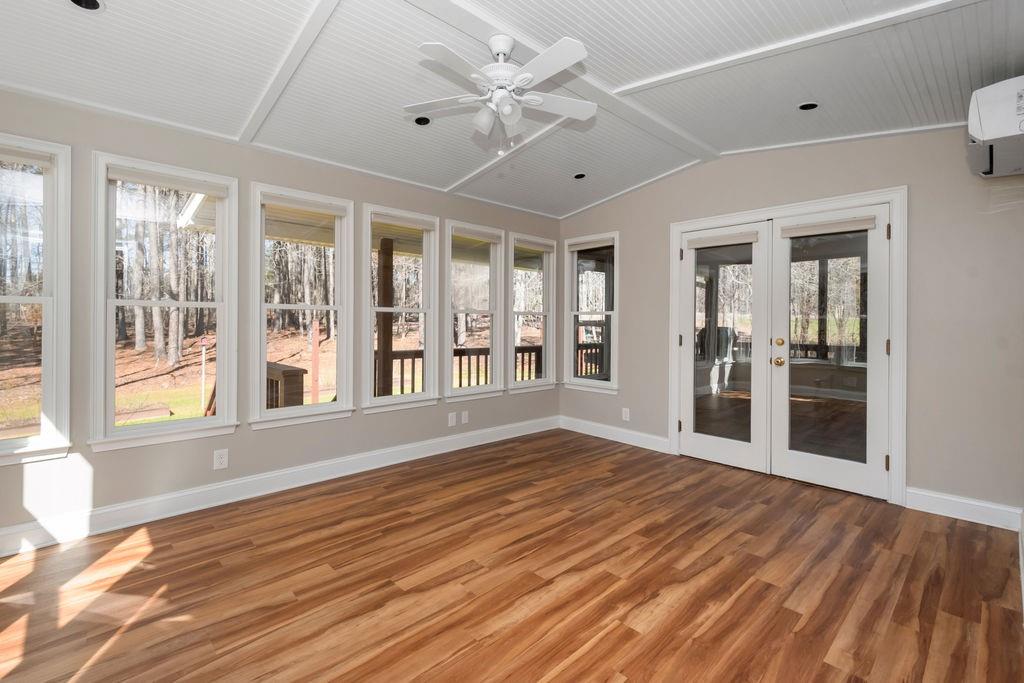 105 Oak Ridge Drive