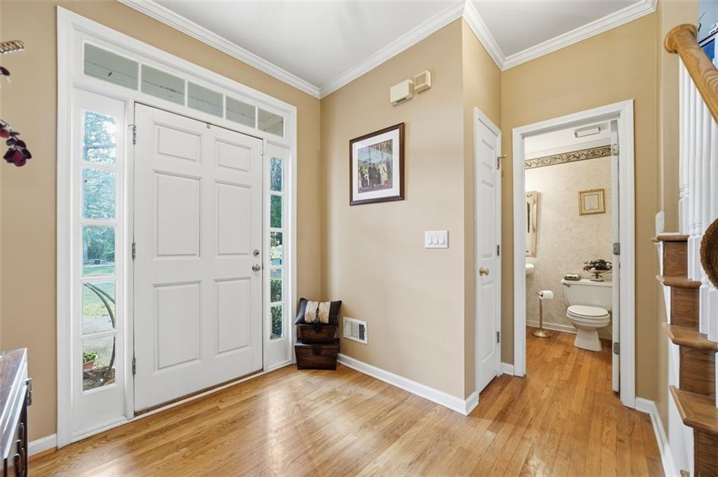 3868 Brookview Point