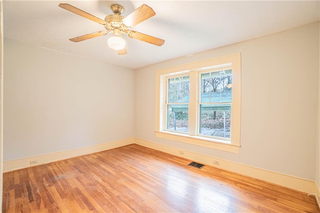 1865 Oak Grove Road NE