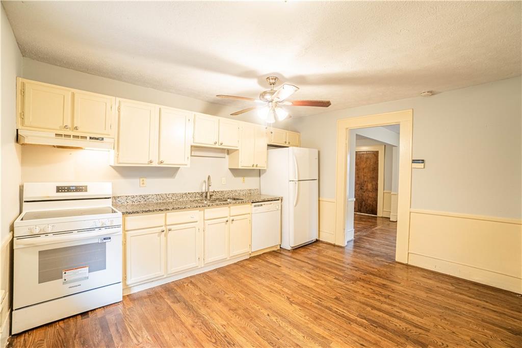 1865 Oak Grove Road NE