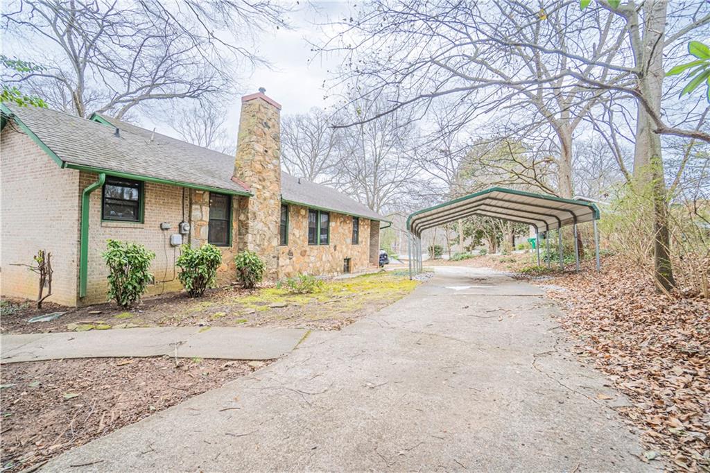 1865 Oak Grove Road NE