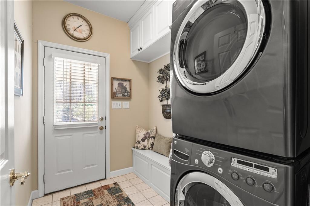 8015 Hurakan Creek Crossing