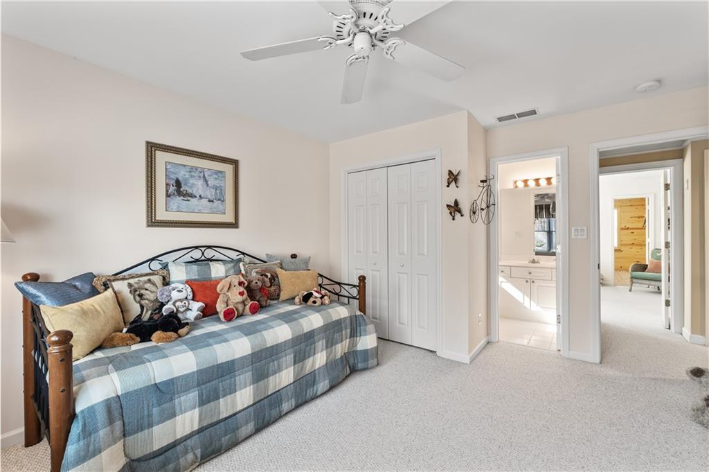 8015 Hurakan Creek Crossing