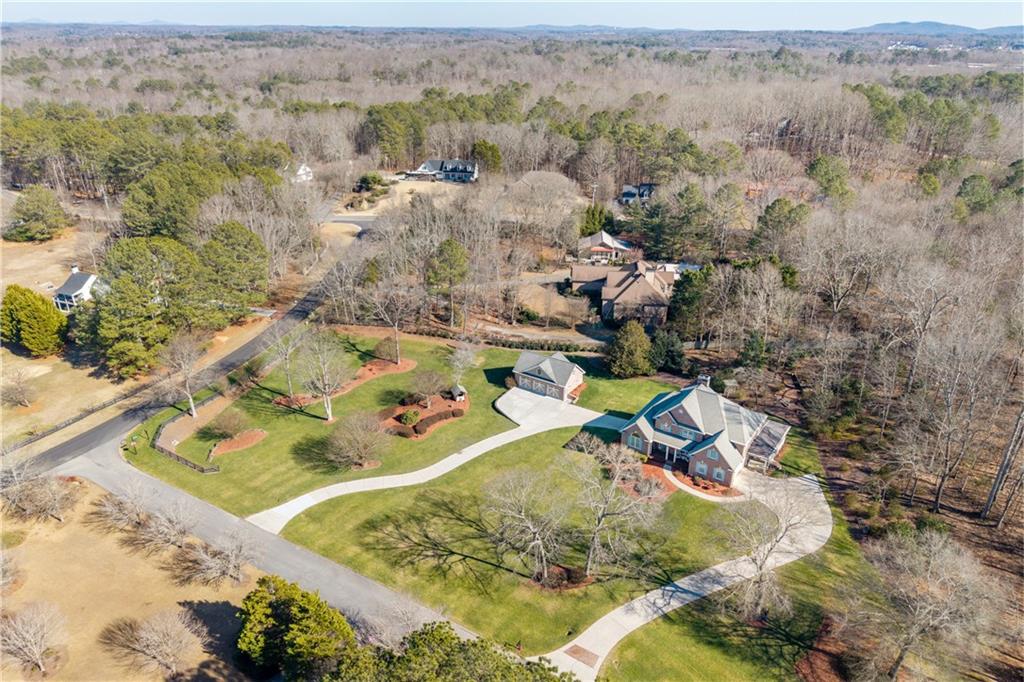 8015 Hurakan Creek Crossing