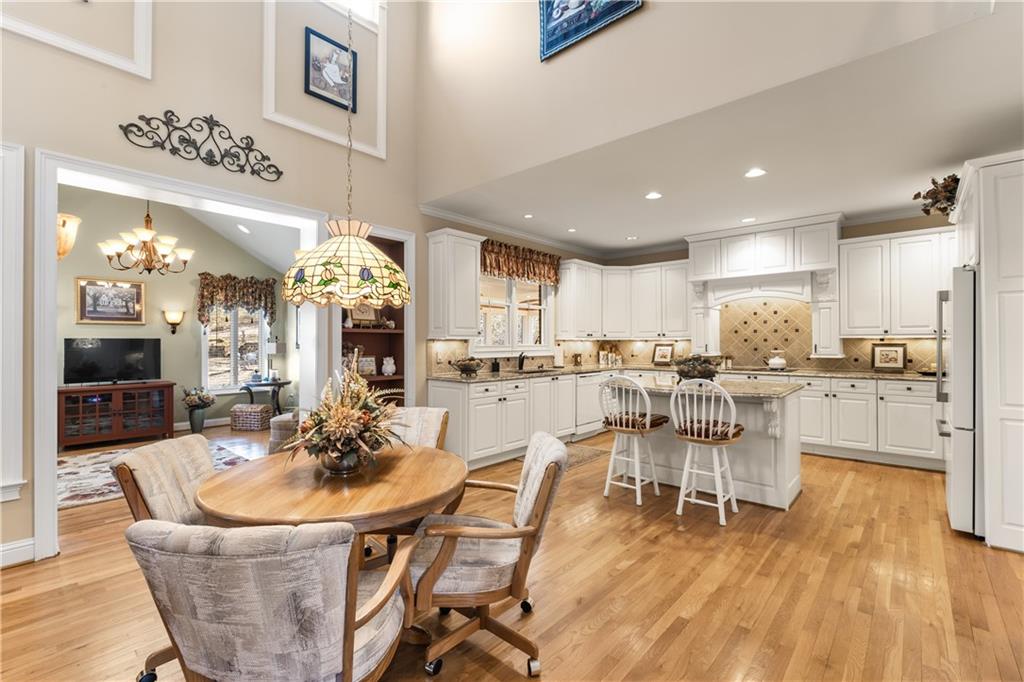 8015 Hurakan Creek Crossing