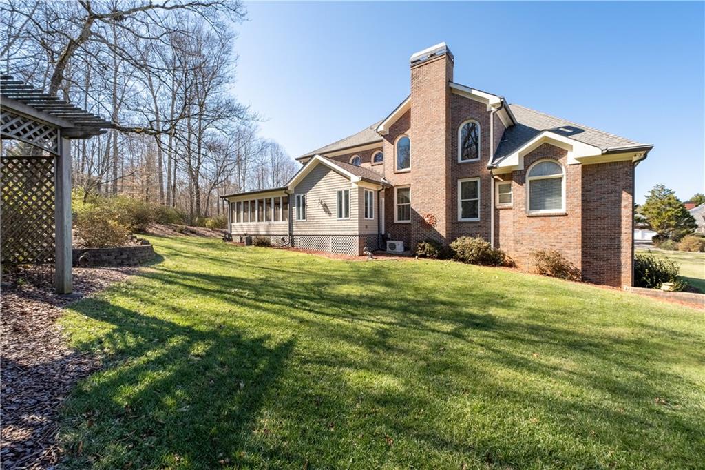 8015 Hurakan Creek Crossing