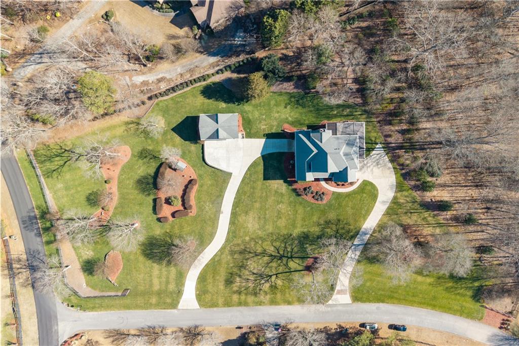 8015 Hurakan Creek Crossing