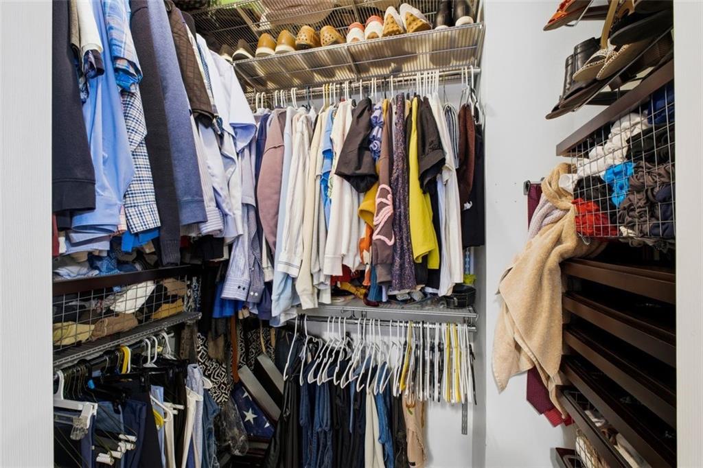 4410 White Surrey Drive NW