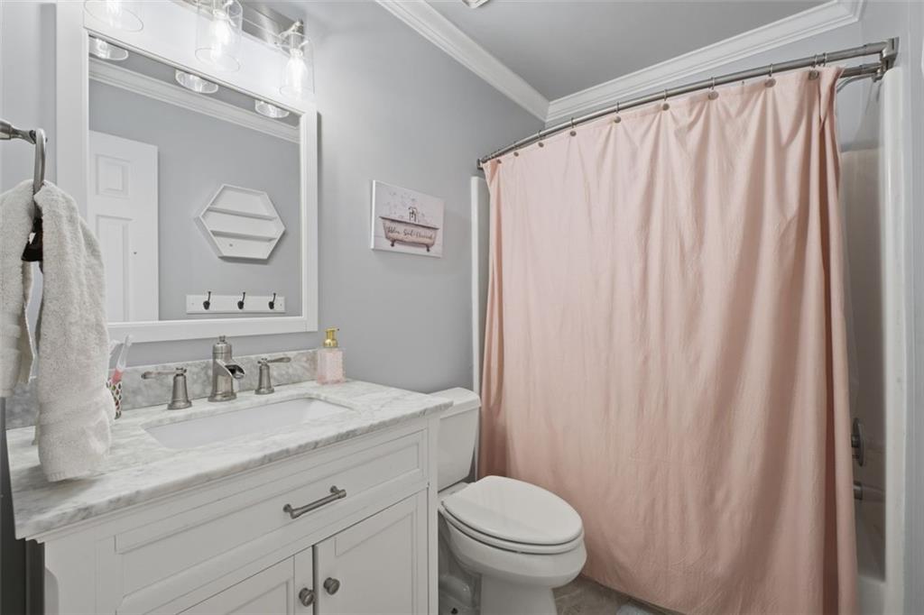 4410 White Surrey Drive NW