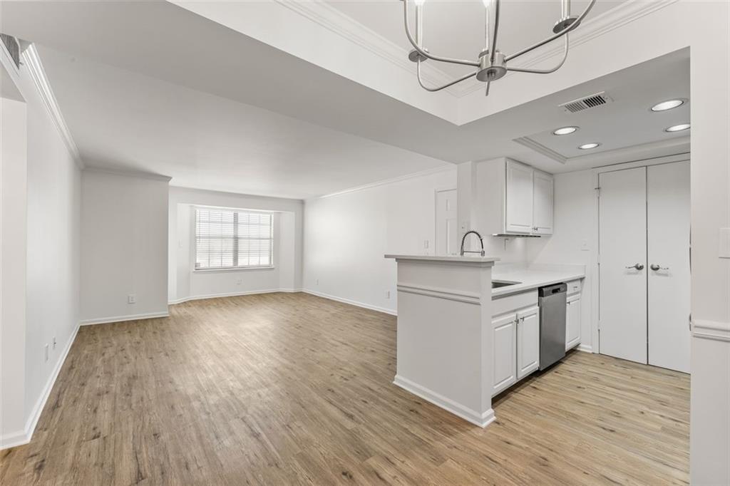 3086 Chastain Park Court NE