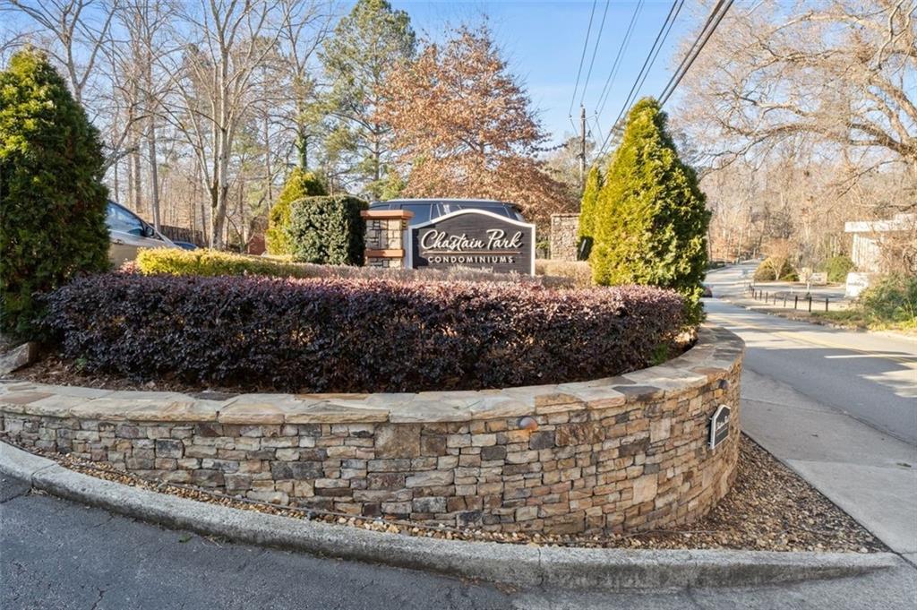 3086 Chastain Park Court NE