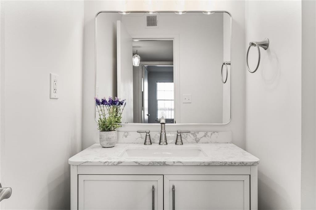 3086 Chastain Park Court NE