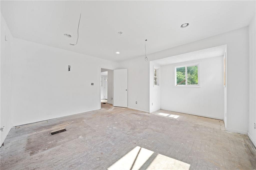 341 Candler Road SE
