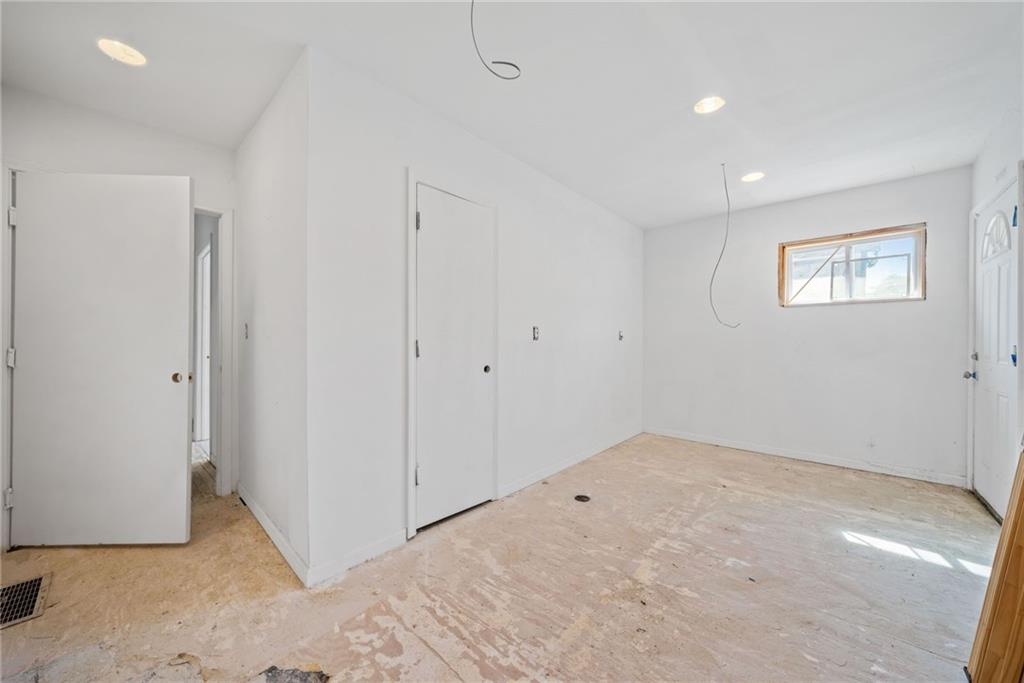 341 Candler Road SE