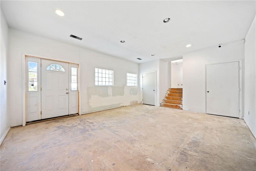 341 Candler Road SE