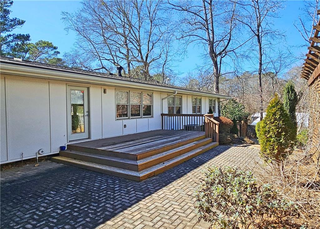 1131 Milmar Drive NW