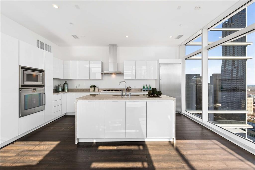 45 Ivan Allen Junior Boulevard NW Unit 2705