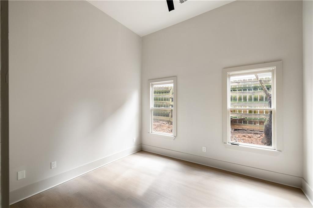 1056 Lester Avenue SE