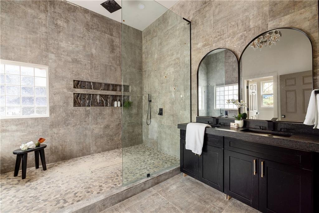 1056 Lester Avenue SE