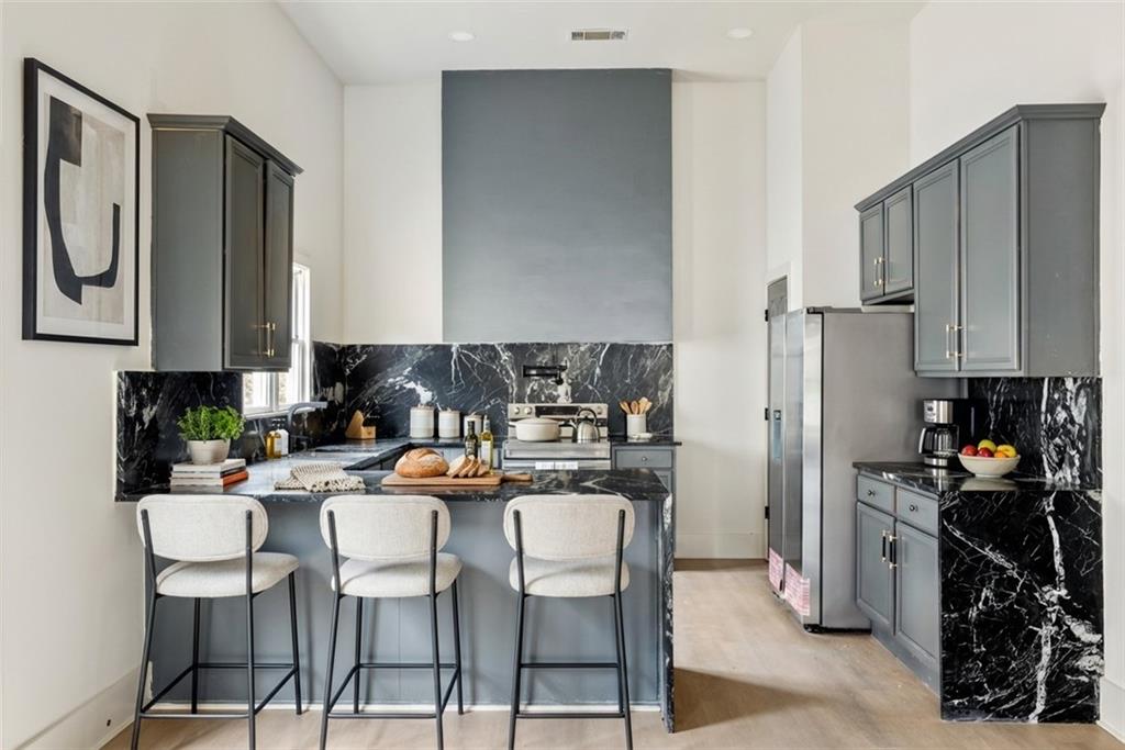 1056 Lester Avenue SE