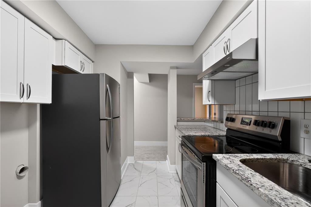 3109 Fairington Drive