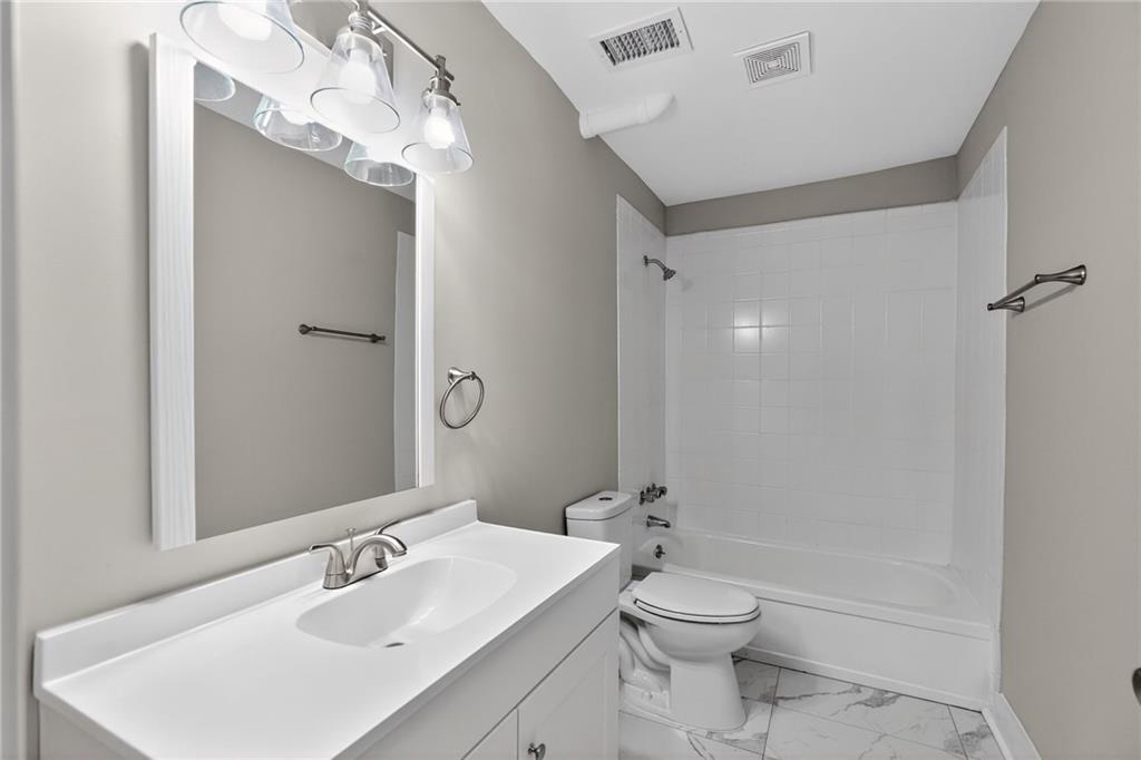 3109 Fairington Drive