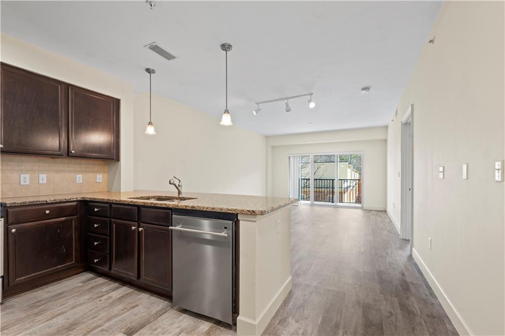 200 River Vista Drive Unit 516