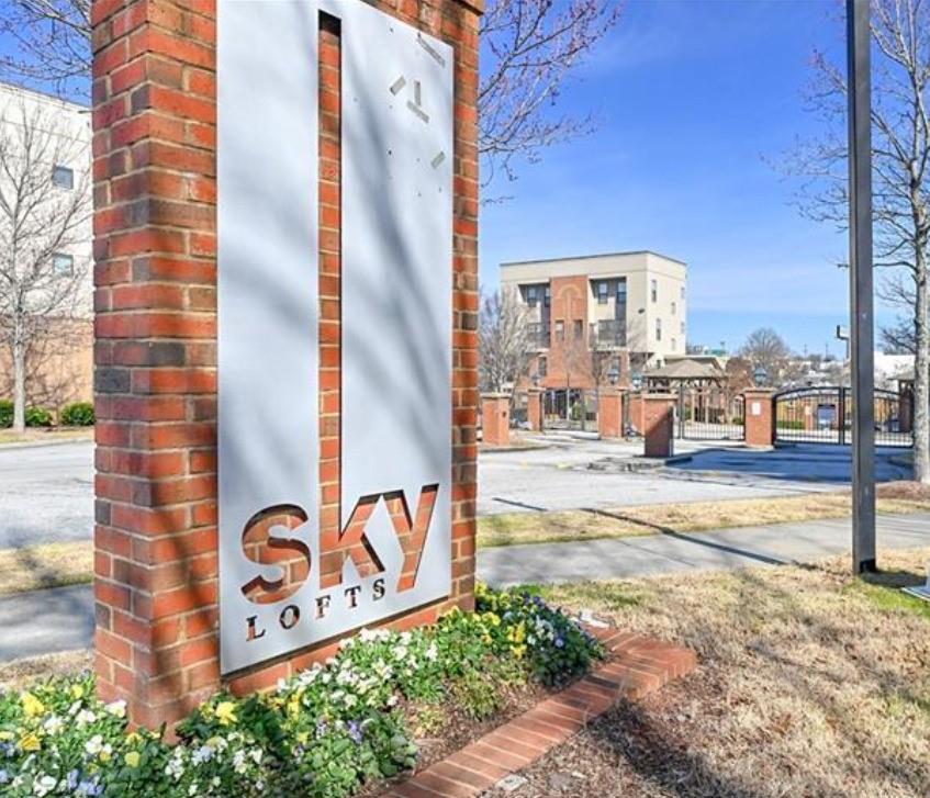 898 Oak Street SW Unit 3405