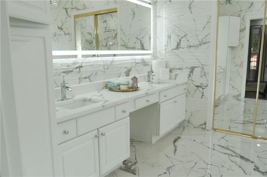 11370 Saint Patrice Way