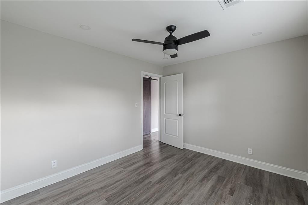 919 HOBSON Street SW