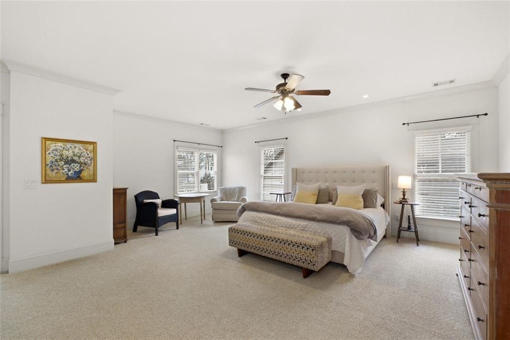 1613 Walker Street SE