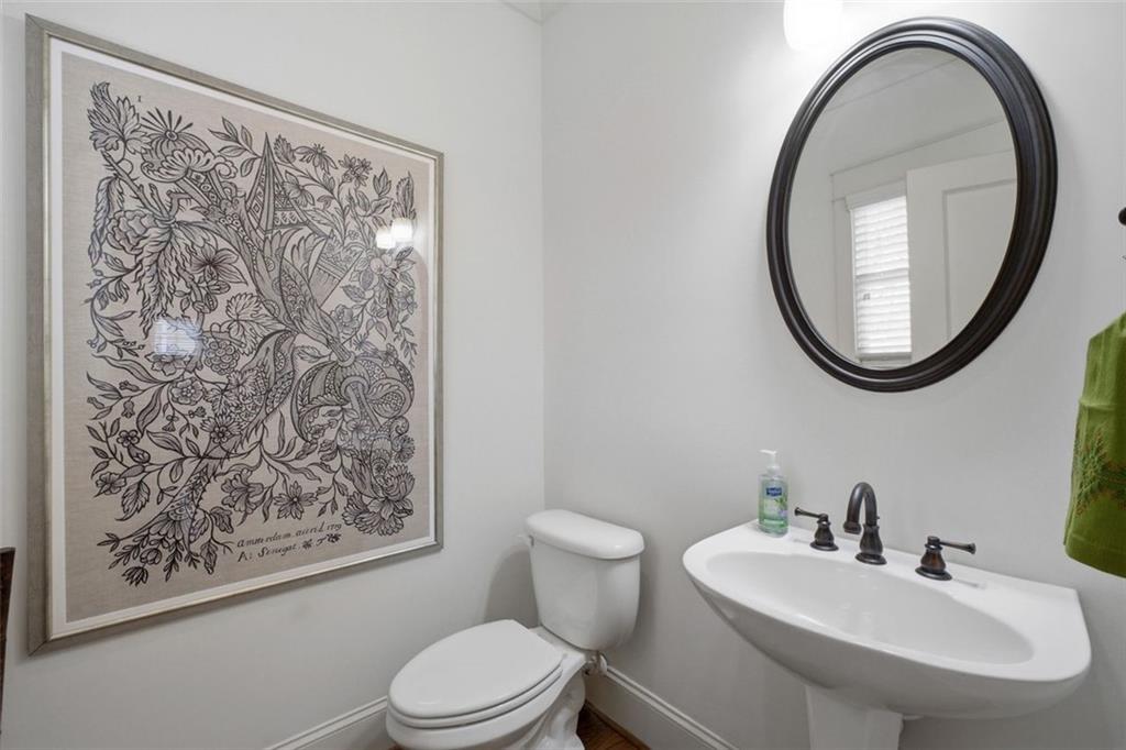 1613 Walker Street SE