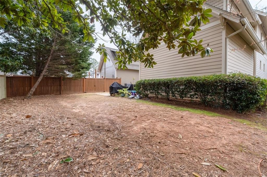 1613 Walker Street SE