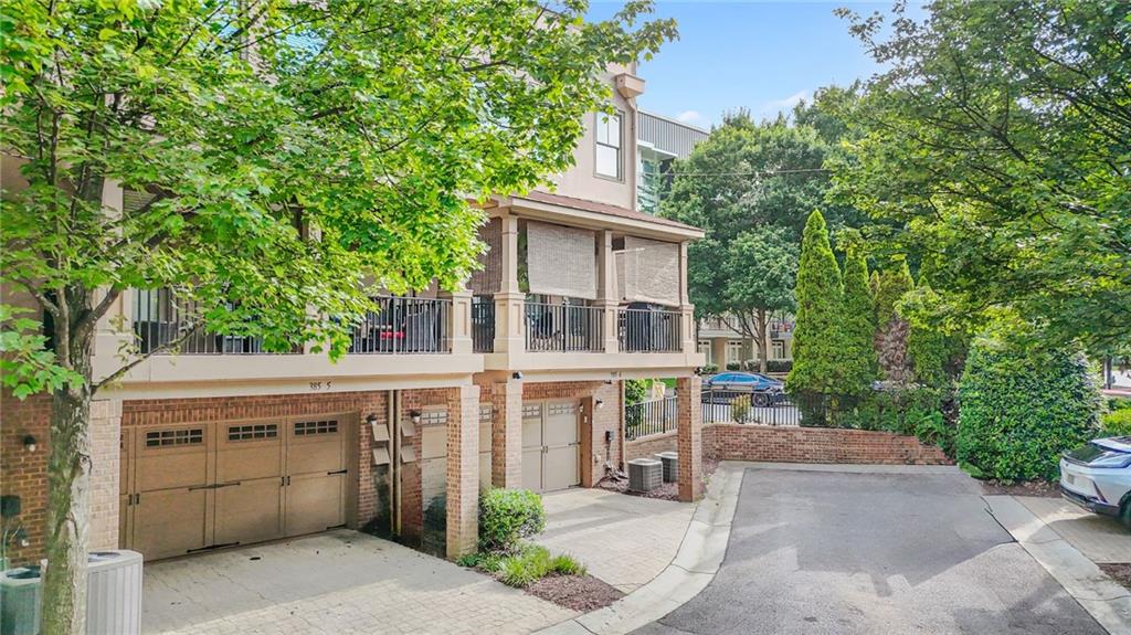 385 15TH Street NW Unit 6