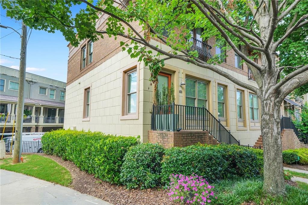 385 15TH Street NW Unit 6