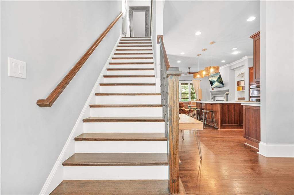 385 15TH Street NW Unit 6