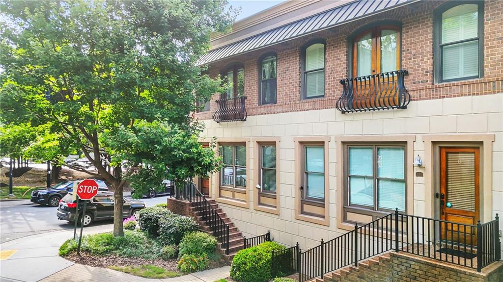 385 15TH Street NW Unit 6